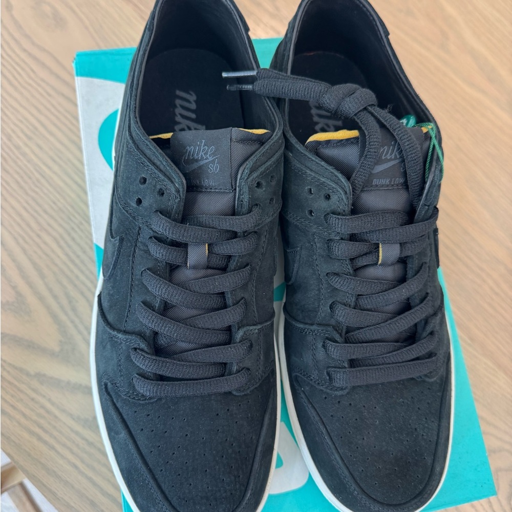 Nike SB Black Sneakers for Men